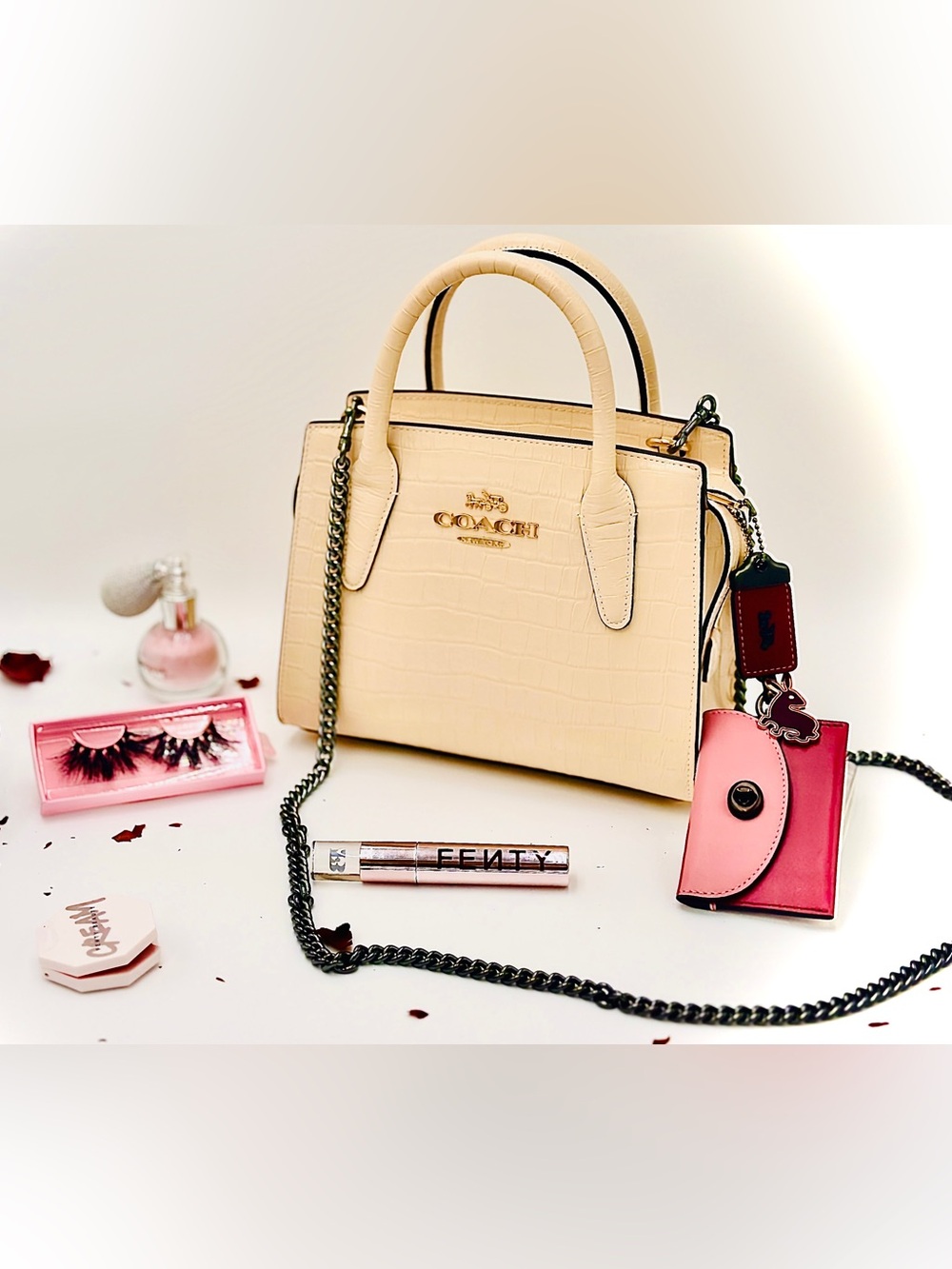 Coach - Andrea Carryall Bag
